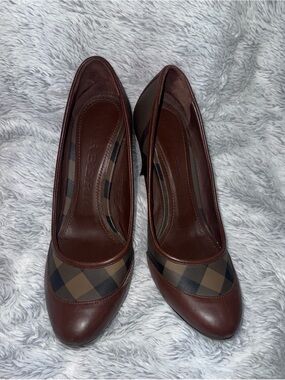 Burberry Brown Leather Plaid Pointed-Toe Pumps